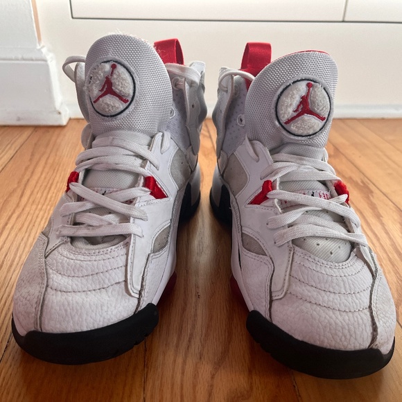 Nike Jordan Jumpman Pro 6.5Y White Red Basketball Shoes Retro Streetwear Youth - Picture 1 of 5